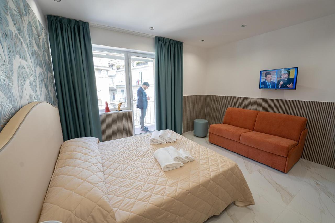 Greros H. Rooms Napoli Centro By Clapa Group Dislocated Hospitality Nápoles Exterior foto